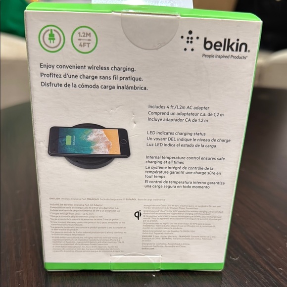Belkin Boost Up Wireless Charging Pad 5W - Black - Picture 2 of 4